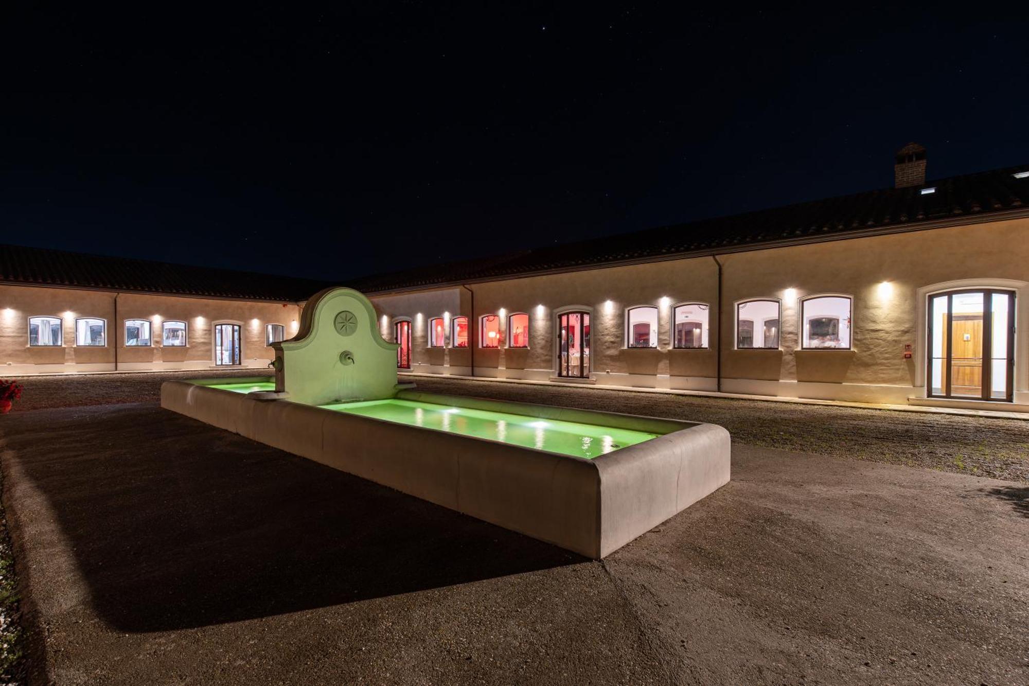 Borgo Pallavicini Mori Alloggio per agriturismo *